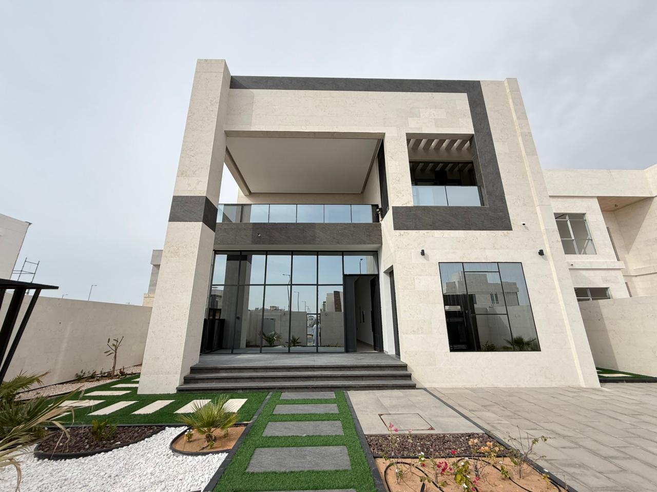 For Sale Brand New Villa in Al Shamkha , Al Reeman 2